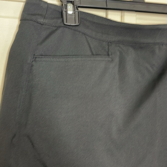 GRANDSLAM Women's Performance Black Golf Skort Size 12 - Picture 2 of 7